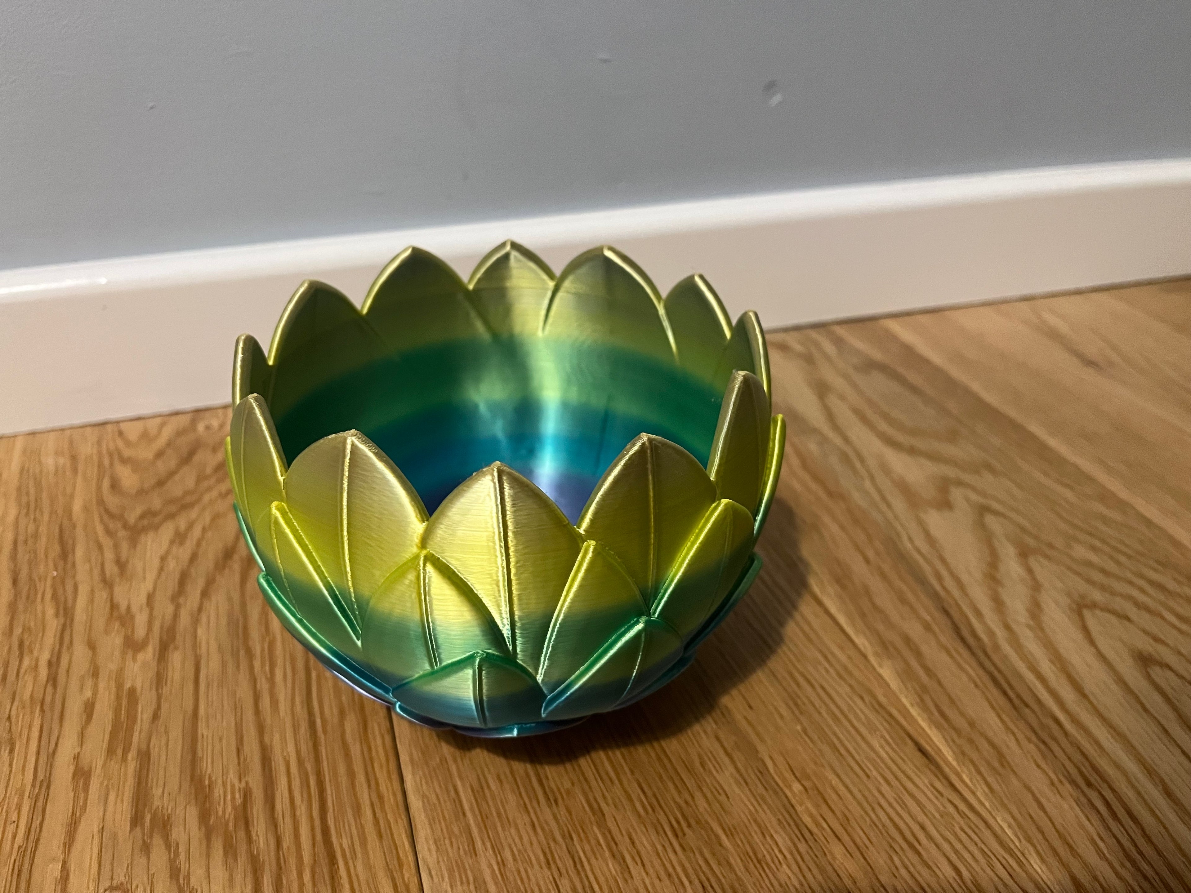 Decorative Vase/Bowl