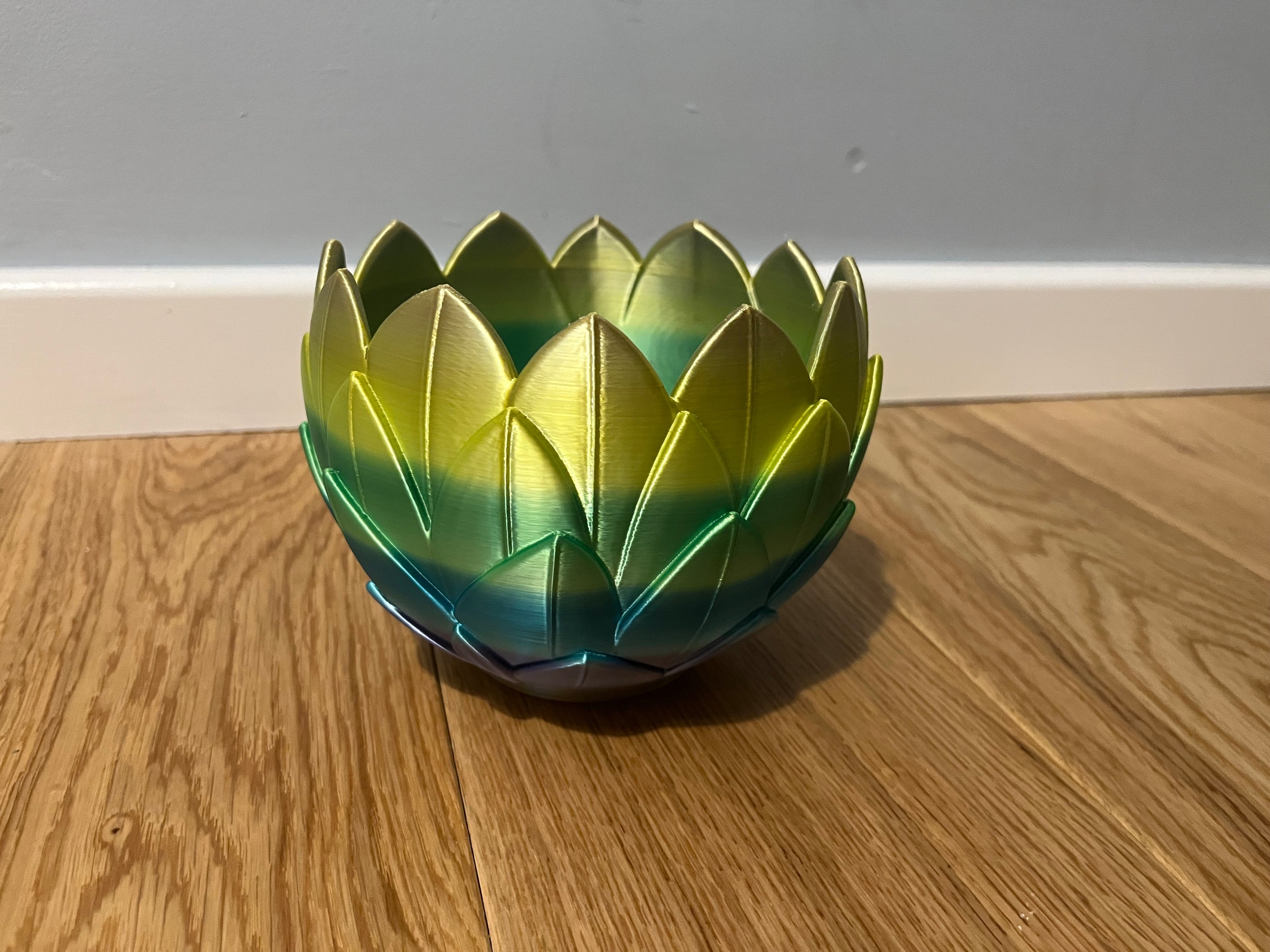 Decorative Vase/Bowl